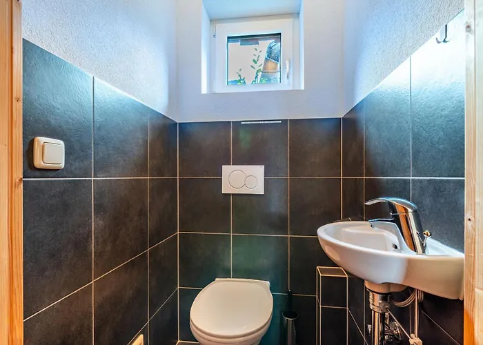 Firewater-huette-2 By Interhome בקתה